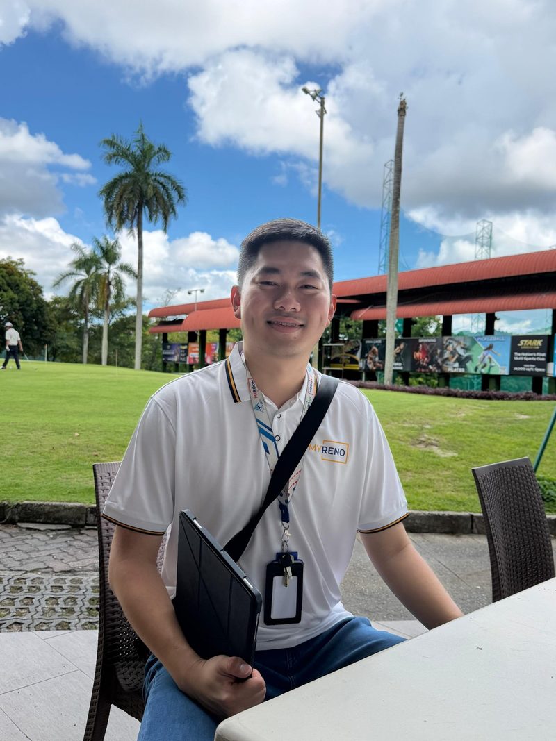 Portrait of Tan Li Ming (陈立銘), founder of MyBnB Management — Penang property operator behind the MyReno, MyBnB, MyRoom and MyLoft brands.